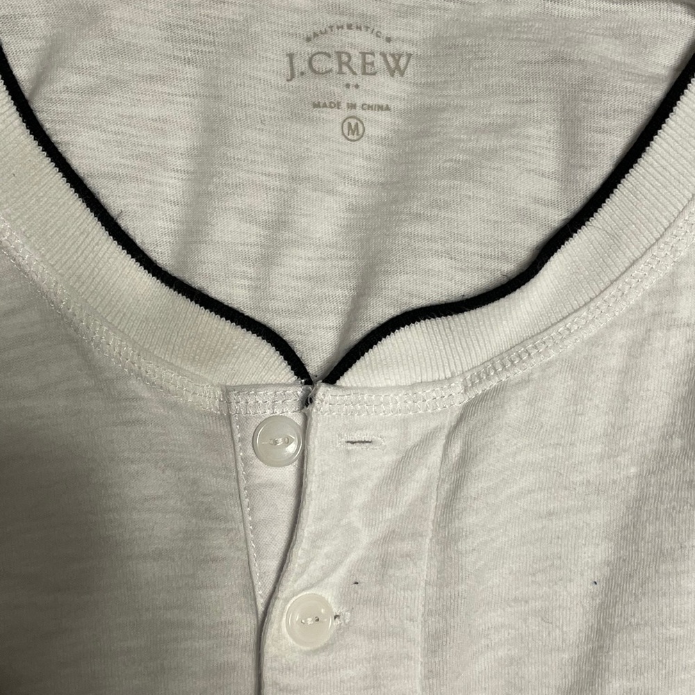 NEW J Crew White T shirt with black rim collar - Picture 5 of 5